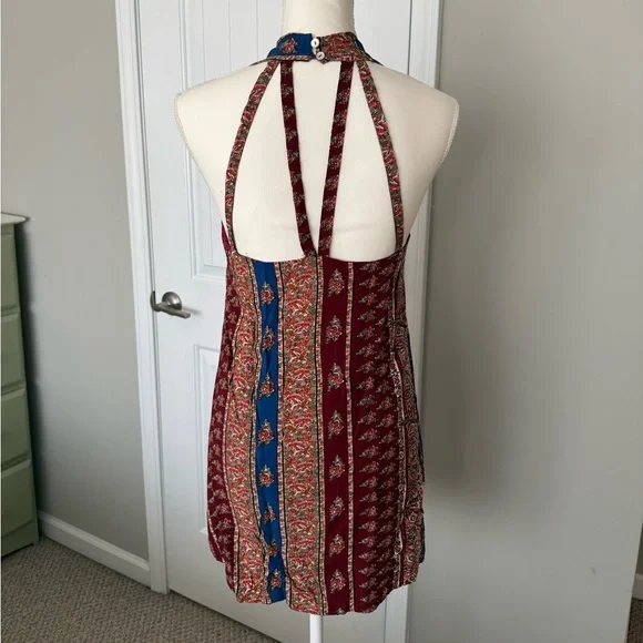 Patterned Halter Min V Neck Dress - Picture 2 of 5